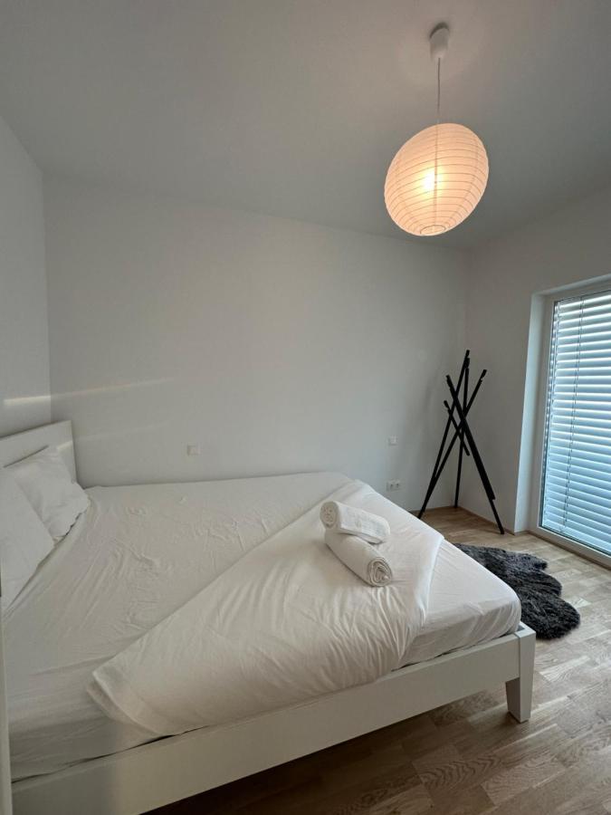 New With Spacious Balcony 18 Wien